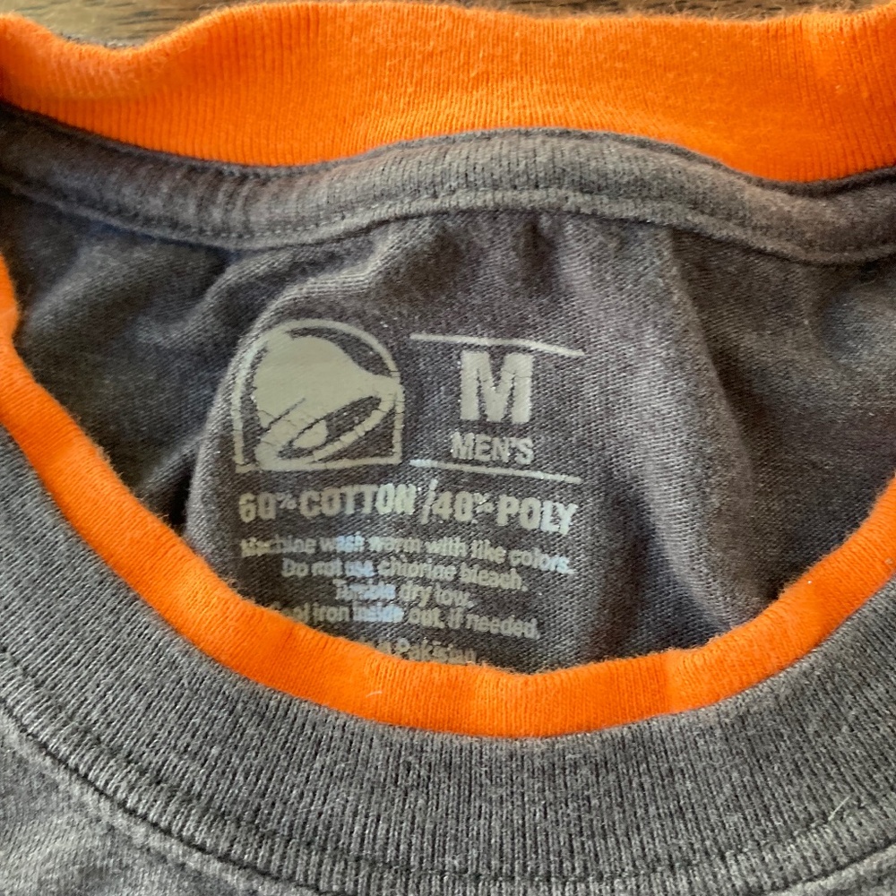 Taco Bell Employee Uniform T-Shirt Medium Gray Orange Trim - Picture 3 of 7